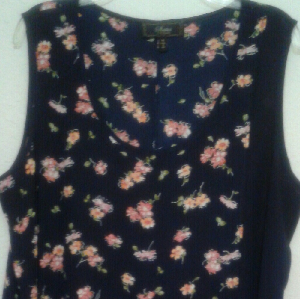 Stitch Fix - Sleeveless Floral Print  Top