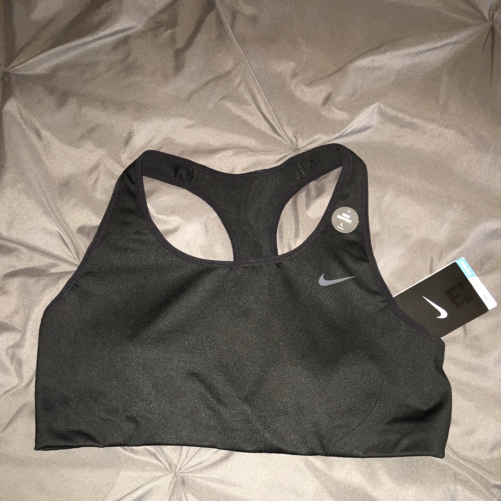 Nike high support sports bra
