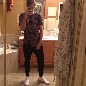 Meet your Posher, Aaron