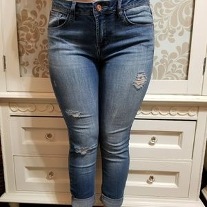Kinsie Ankle Midrise Jean Distressed