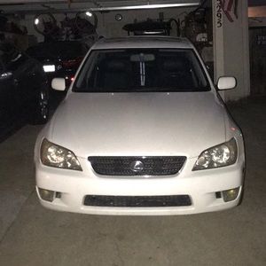 Meet your Posher, Devin