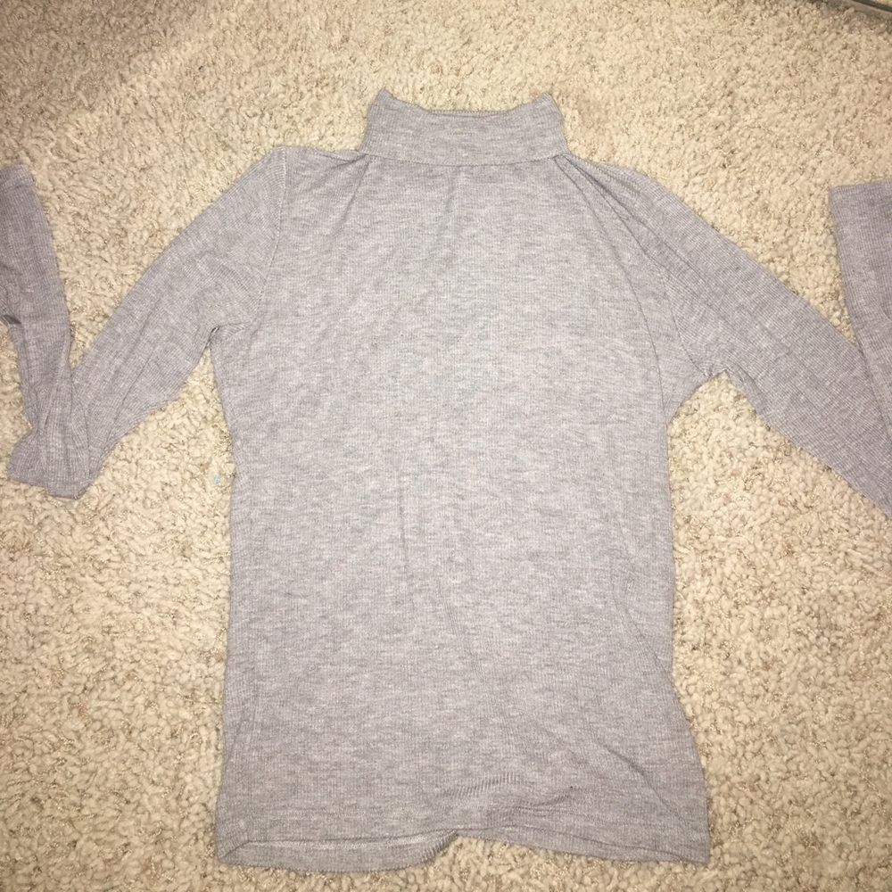 Semi turtle neck long sleeve