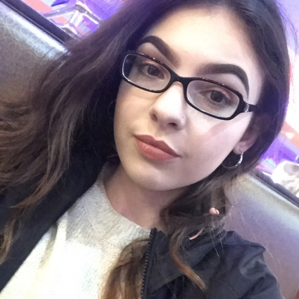 Meet your Posher, Brandi