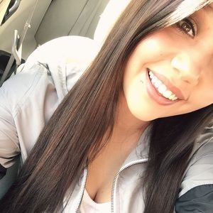 Meet your Posher, Brooke