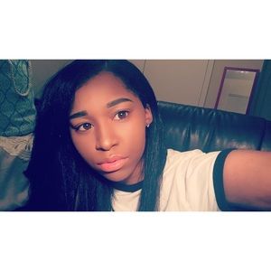 Meet your Posher, Caryn