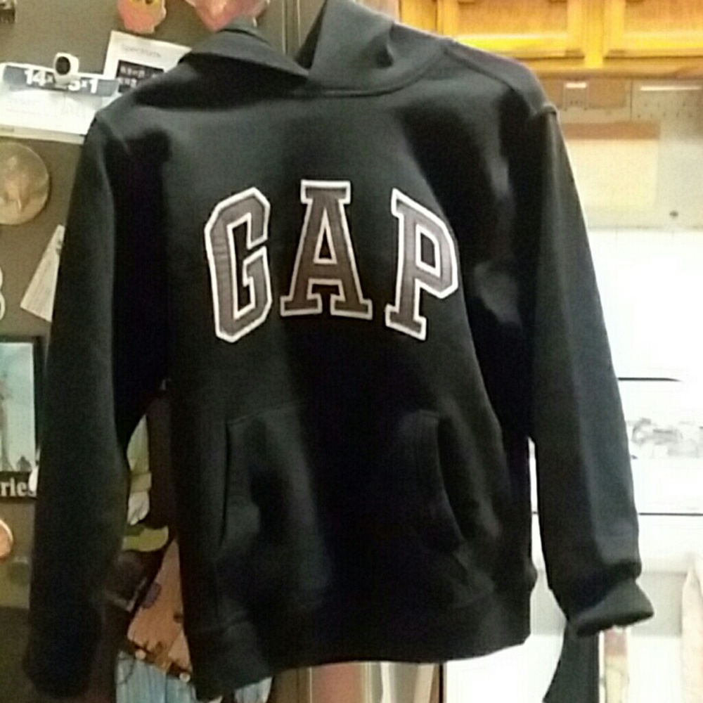 Kids like new GAP pullover hooded sweat shirt