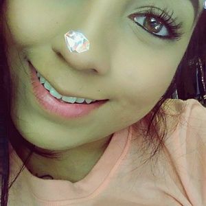 Meet your Posher, Salma