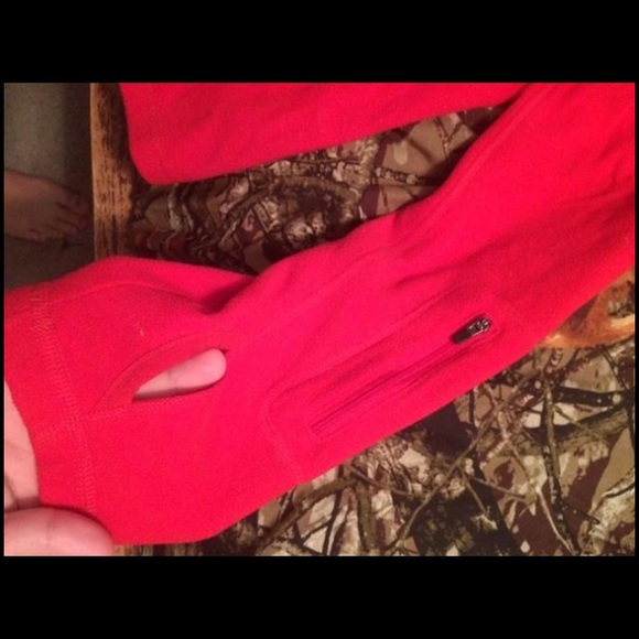 North Face size large men or women’s - Picture 3 of 4