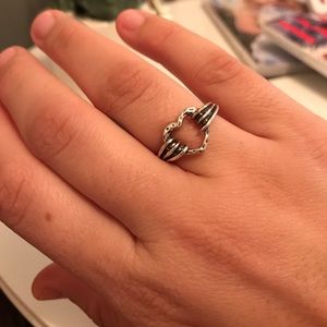 Heart ring Heart ring