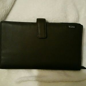 Tumi Wallet