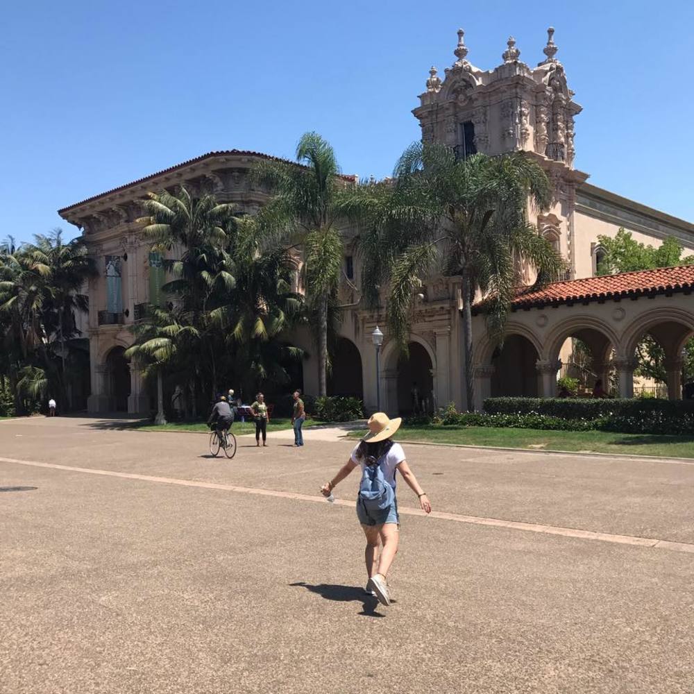 Meet your Posher, Narine