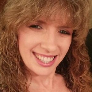 Meet your Posher, Priscilla