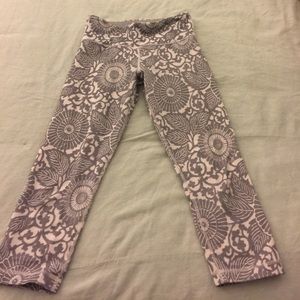 Lululemon printed cropped Wunder Unders