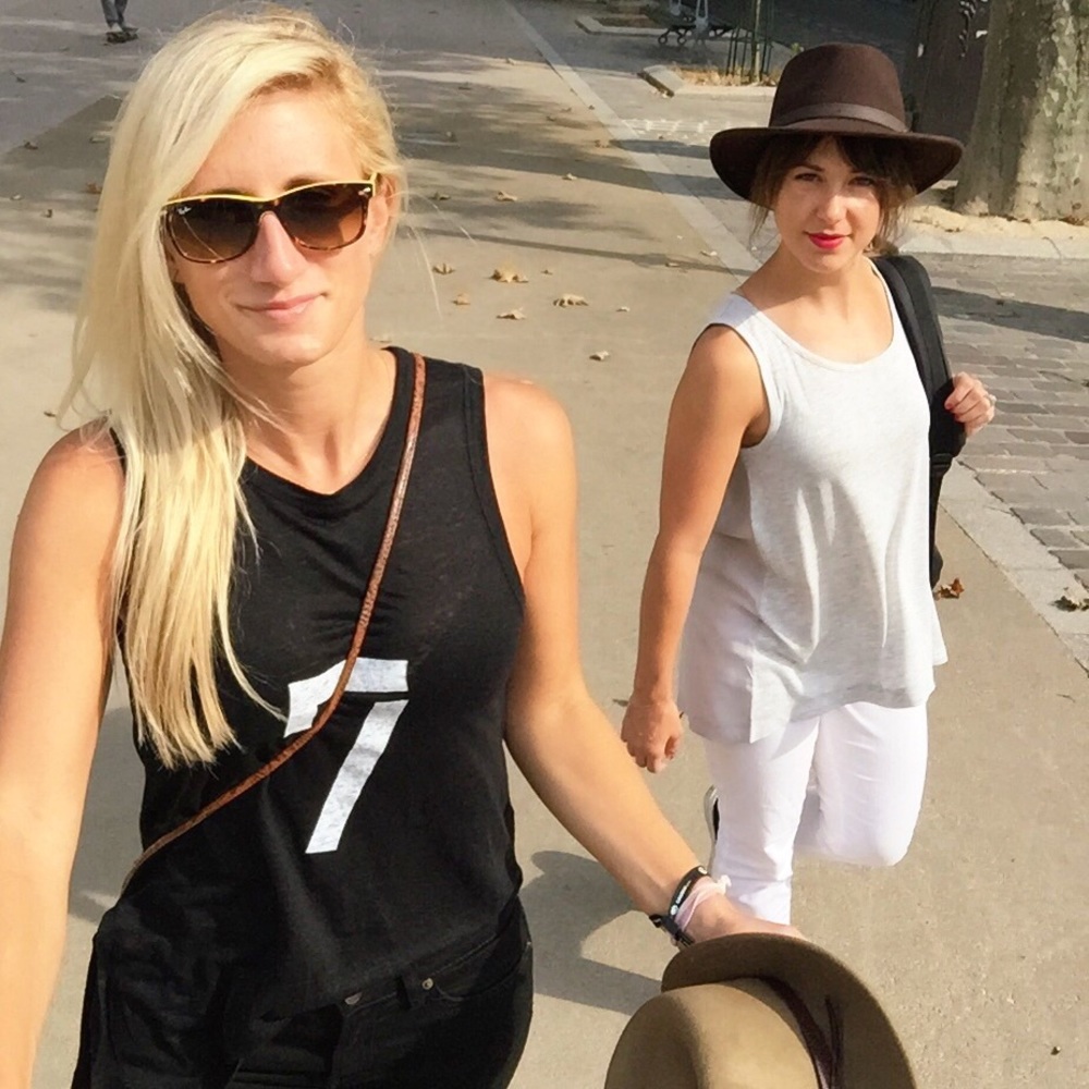 Meet your Posher, Mia