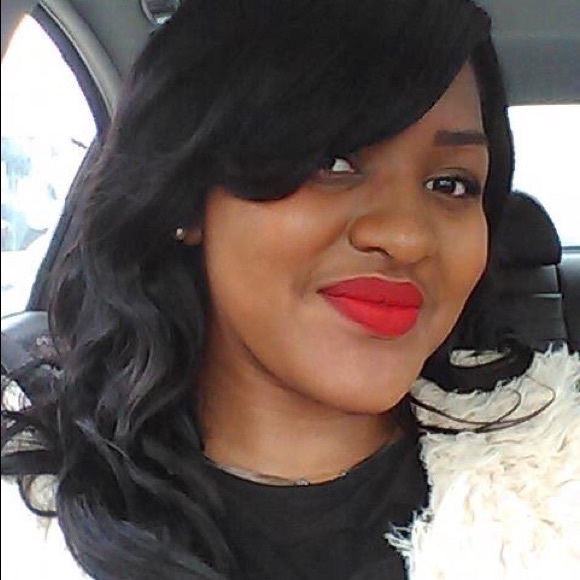 Meet your Posher, Tamika - Picture 1 of 1