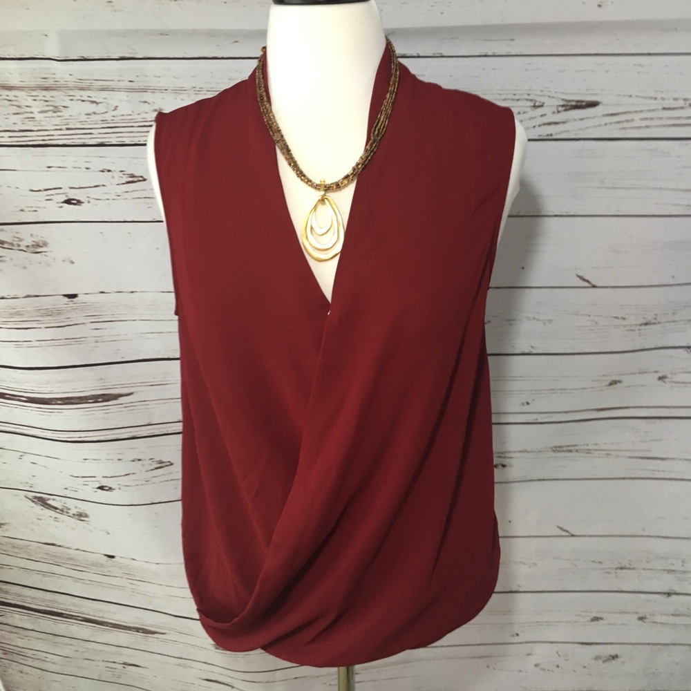 Vince Camuto Brick Red Surplice Wrap Top Sz M EUC