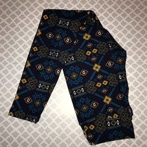 LuLaRoe OS Aztec Leggings