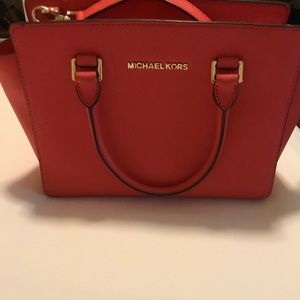 Michael Kors Selma Medium Leather Handbag