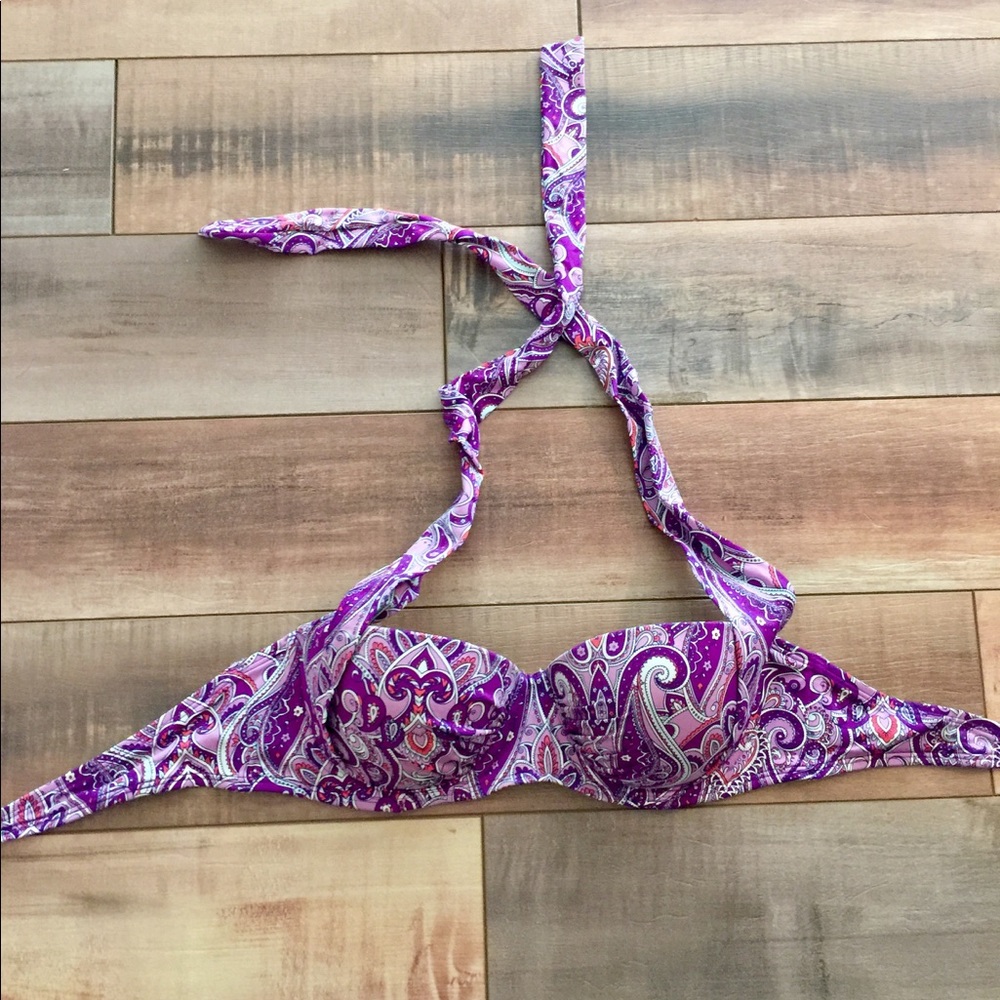 🛍🛍Old Navy halter bikini top