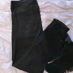 New old navy rockstar jeans