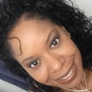 Meet your Posher, Kara