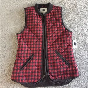 NEW Old Navy vest - checkered black and red