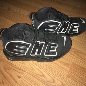 Nike x Supreme Uptempo