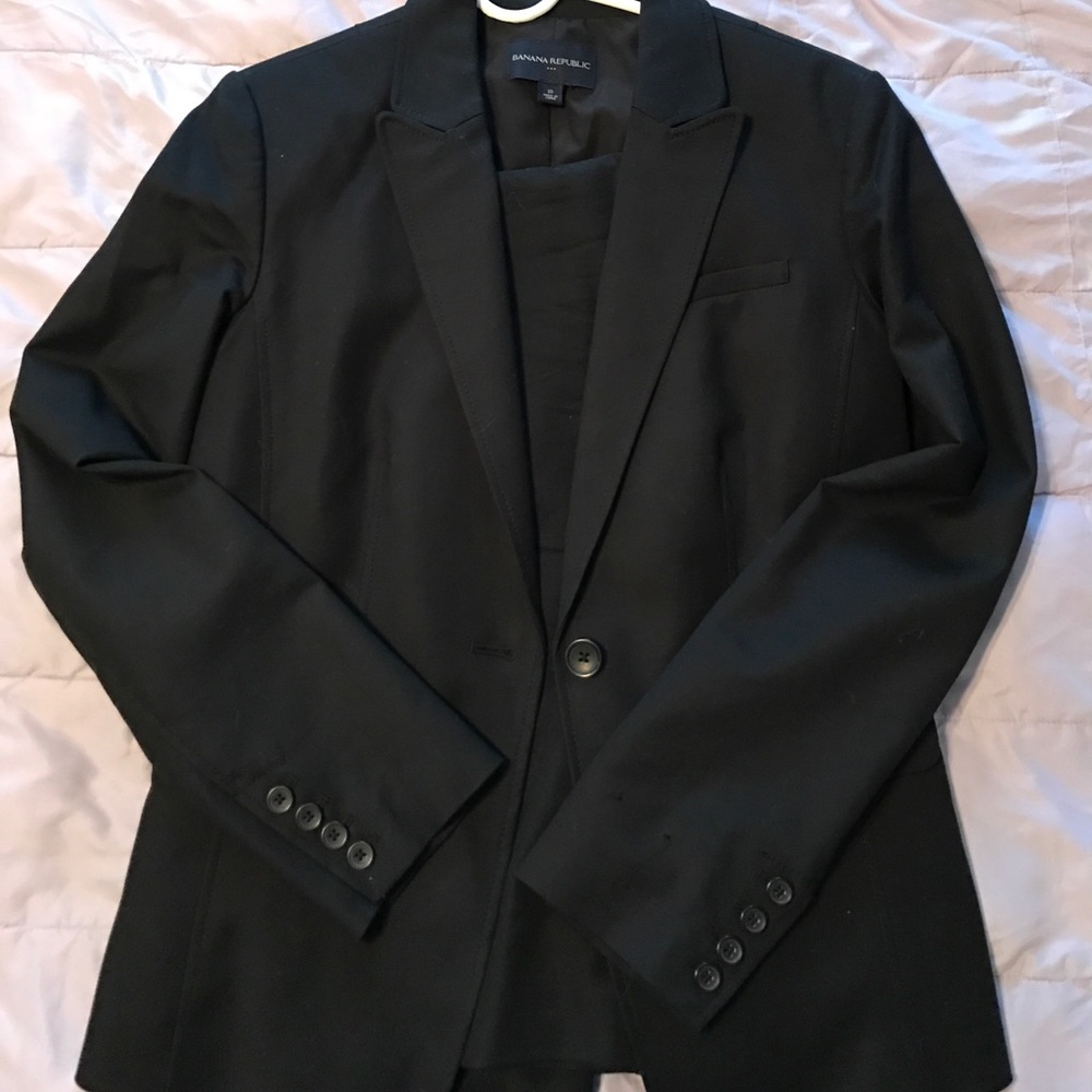 Banana Republic pant suit