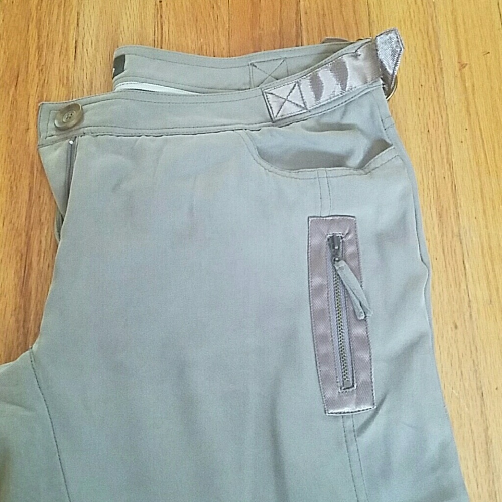 Capri Pants