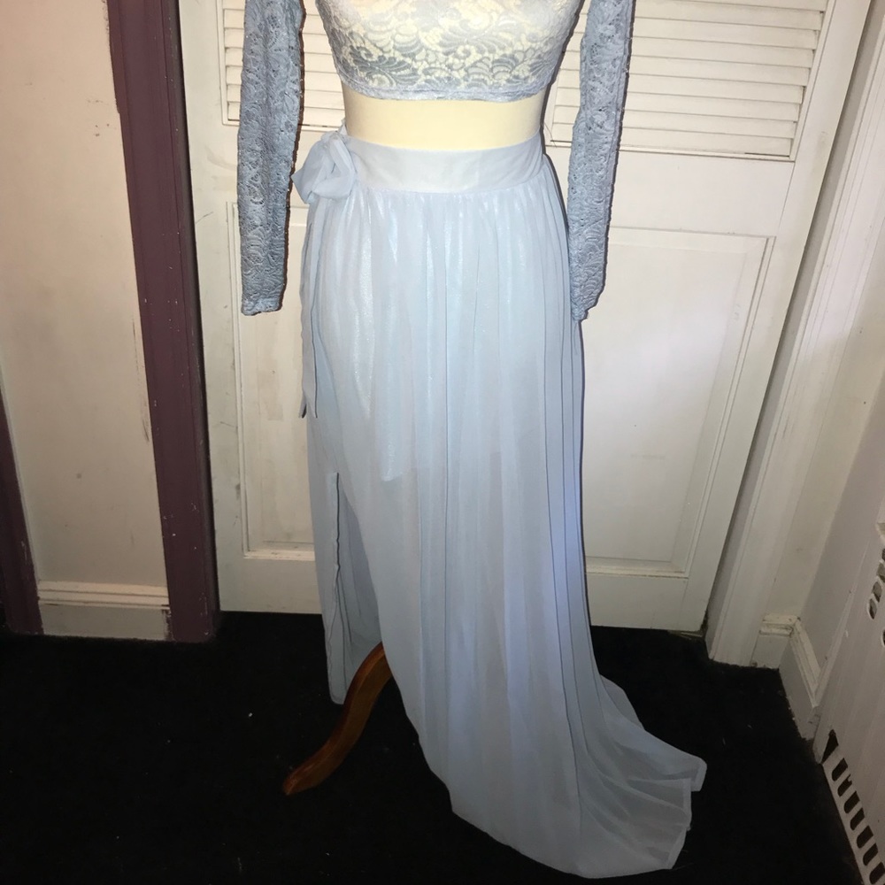 Lace-Long Sleeve crop-top; long high waisted skirt
