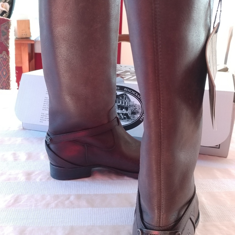 Frye Lindsay Plate Dark Brown 7.5 M Boots - Picture 2 of 4