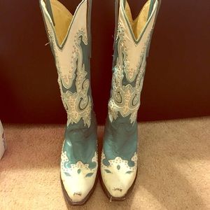 Turquoise and white Leather cowboy boots