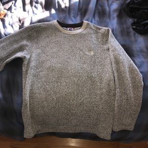 North Face Pull Over Sweater