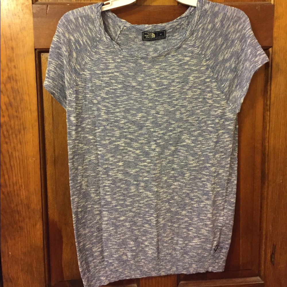 North Face short sleeve Sweater Medium