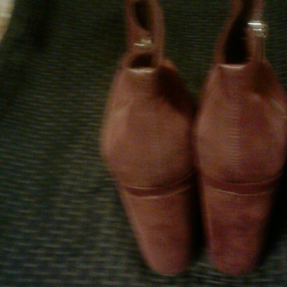 Boots - Picture 3 of 4