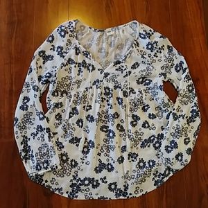 Gorgeous floral long sleeve shirt