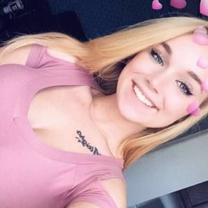 Meet your Posher, Lexi