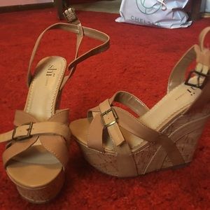 Tan wedges