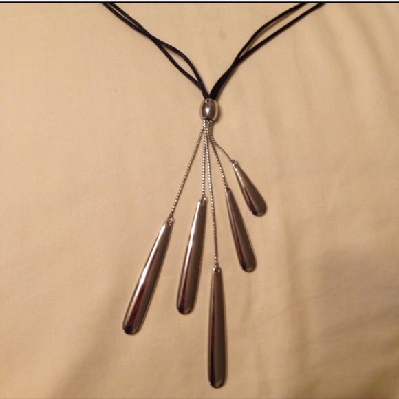 Chicos silver &black lariat necklace - Picture 3 of 6