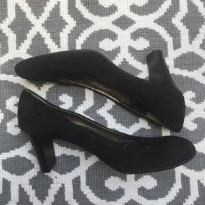 Calvin Klein size 11 black suede pump.