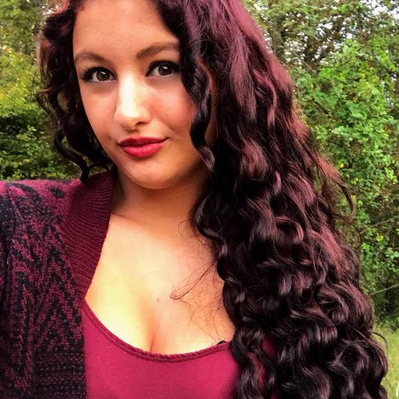 Meet your Posher, Amber - Picture 1 of 1