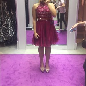 Cranberry Sheri hill dress size 6. 2 piece