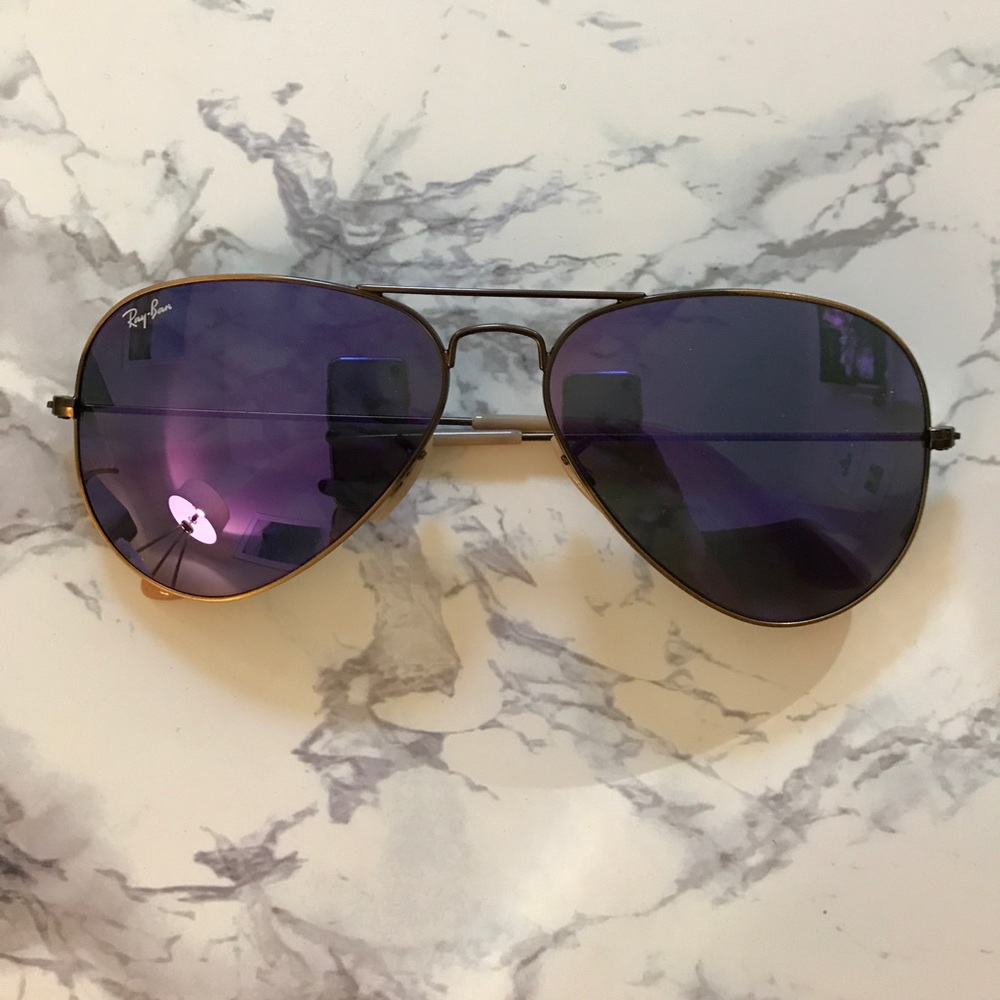 Ray-Ban aviator flash lenses sunglasses.