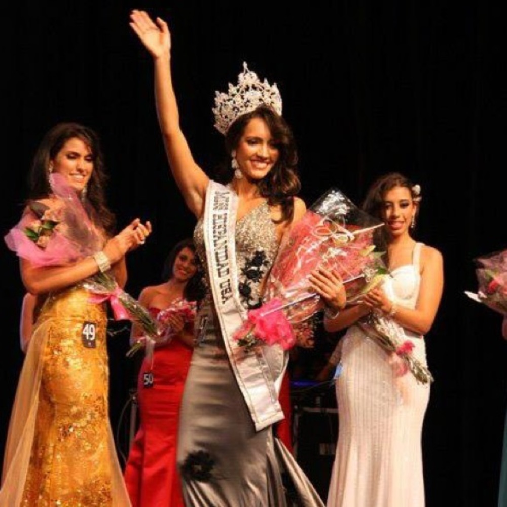 Meet your Posher, Cristina