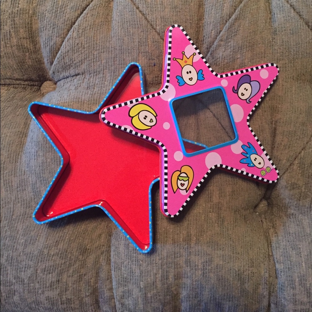2 Grrrls star shape metal tin box, clear window