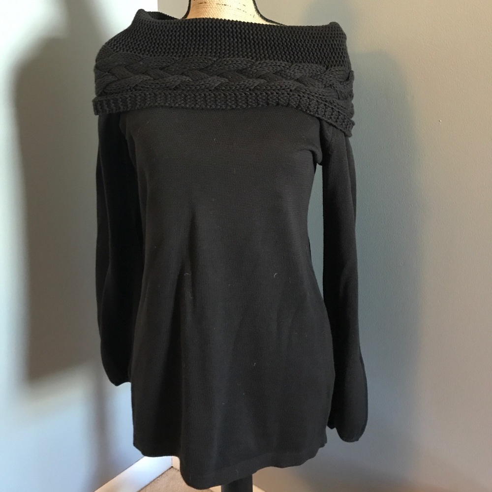 Tahari sweater