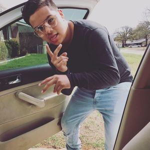 Meet your Posher, Eli