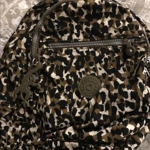 Like new animal print Kipling bookbag
