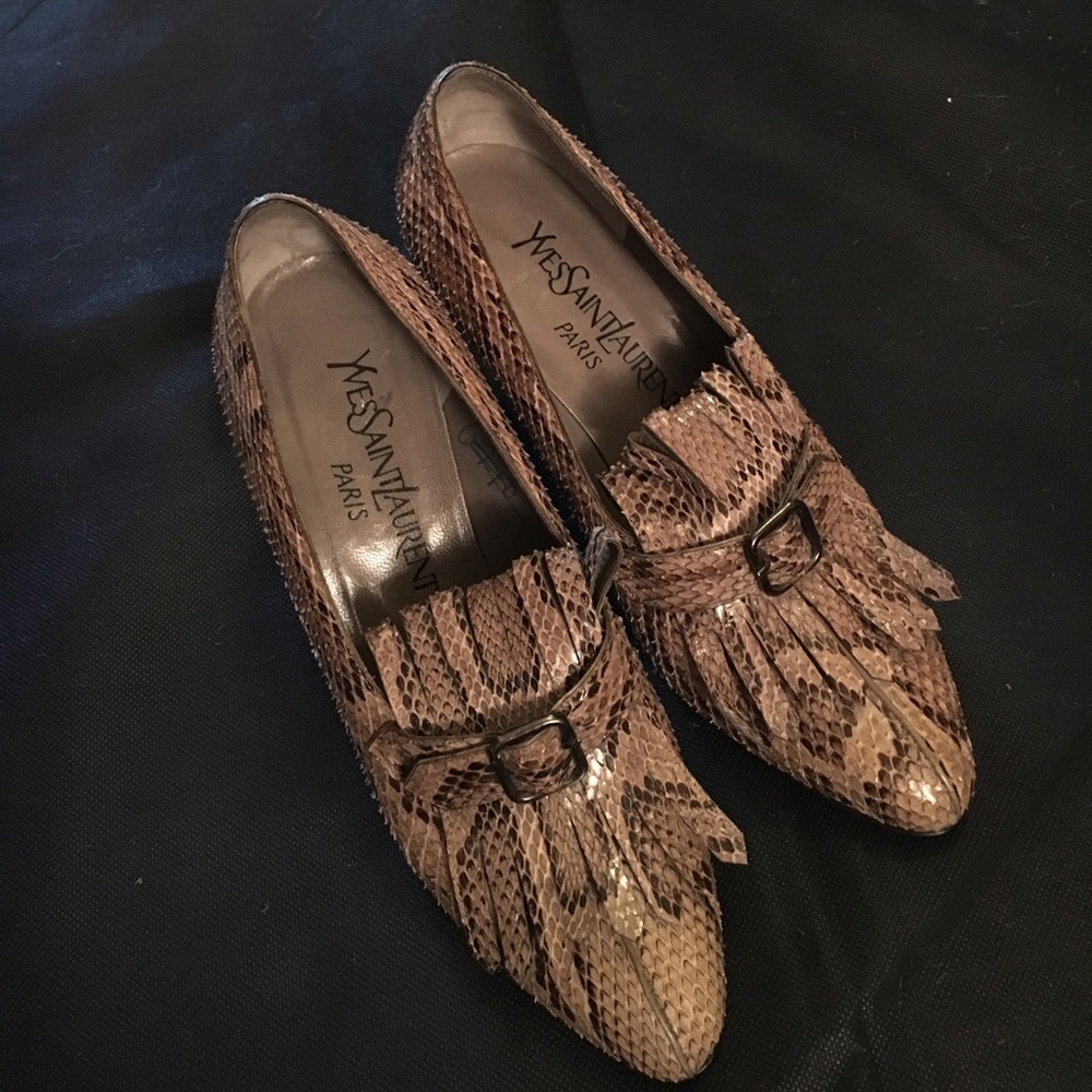 Vintage Yves Saint Paris Laurent heel - Picture 1 of 5