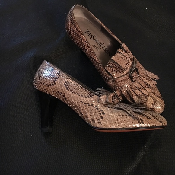 Vintage Yves Saint Paris Laurent heel - Picture 2 of 5